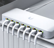 Ubiquiti USW-ULTRA-210W UniFi 8-Port GbE PoE+ powered by GbE++ input 210W