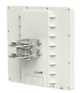 MikroTik RouterBOARD QRT 5 - Radio access point (RB911G-5HPND-QRT)