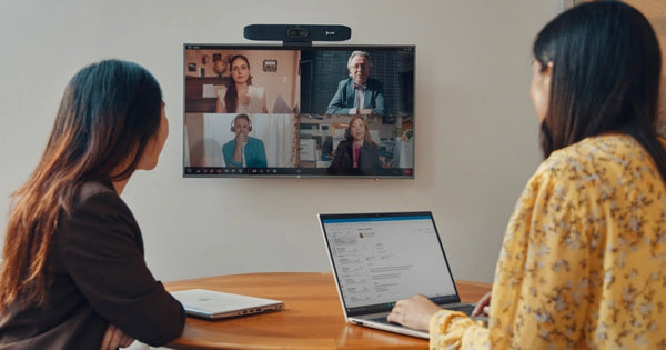 Poly Studio R30 USB Video Bar